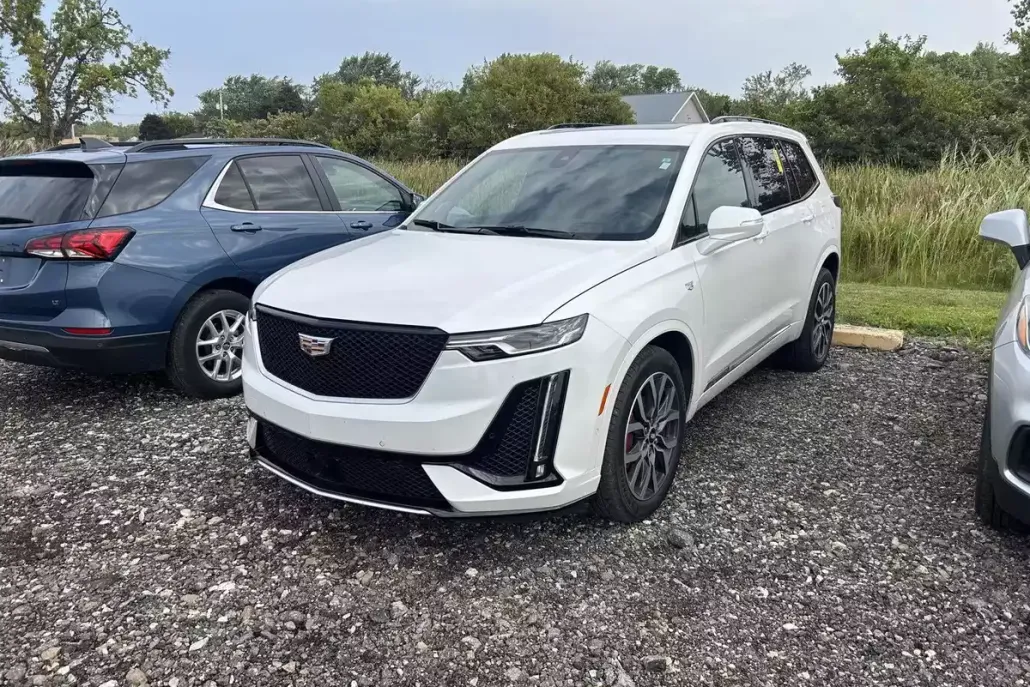 2022 Cadillac XT6 Sport photo 1