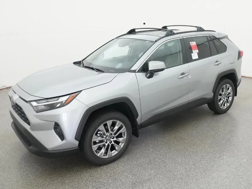 2025 Toyota RAV4 XLE Premium photo 1