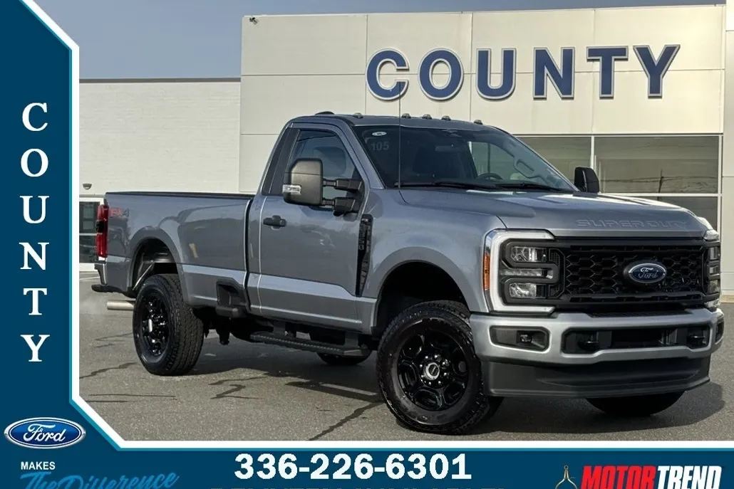2023 Ford F-350 photo 1