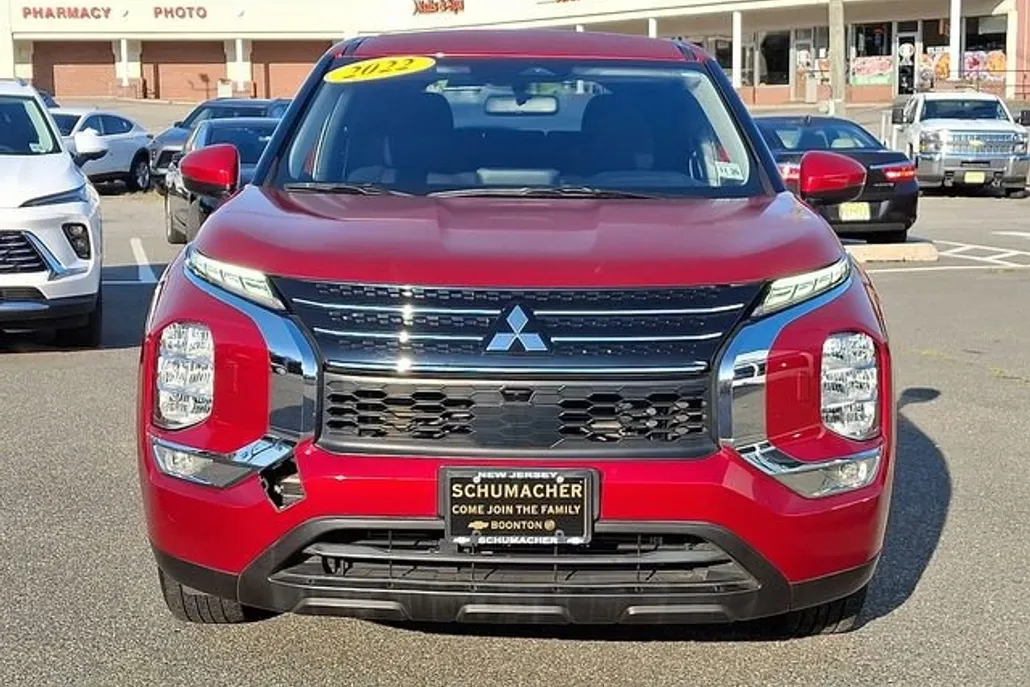 2022 Mitsubishi Outlander ES 2.5 S-AWC photo 1