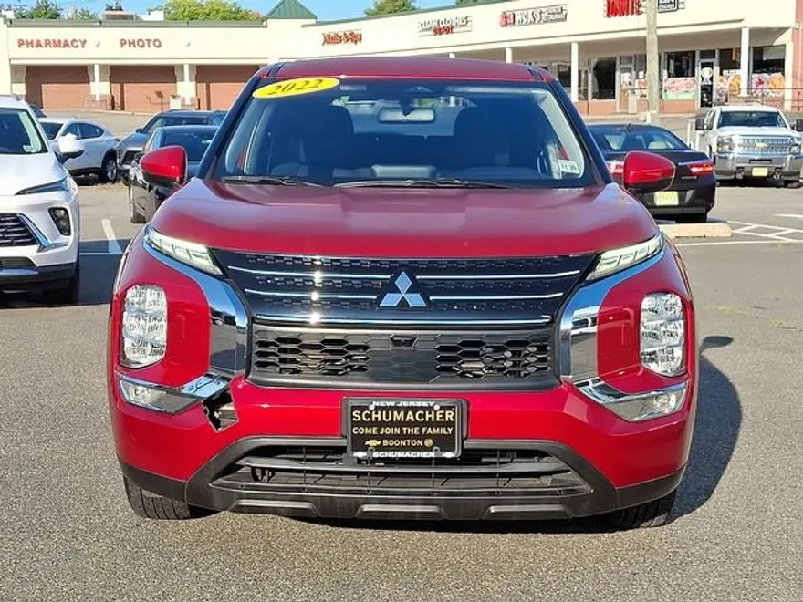 2022 Mitsubishi Outlander ES 2.5 S-AWC photo 1