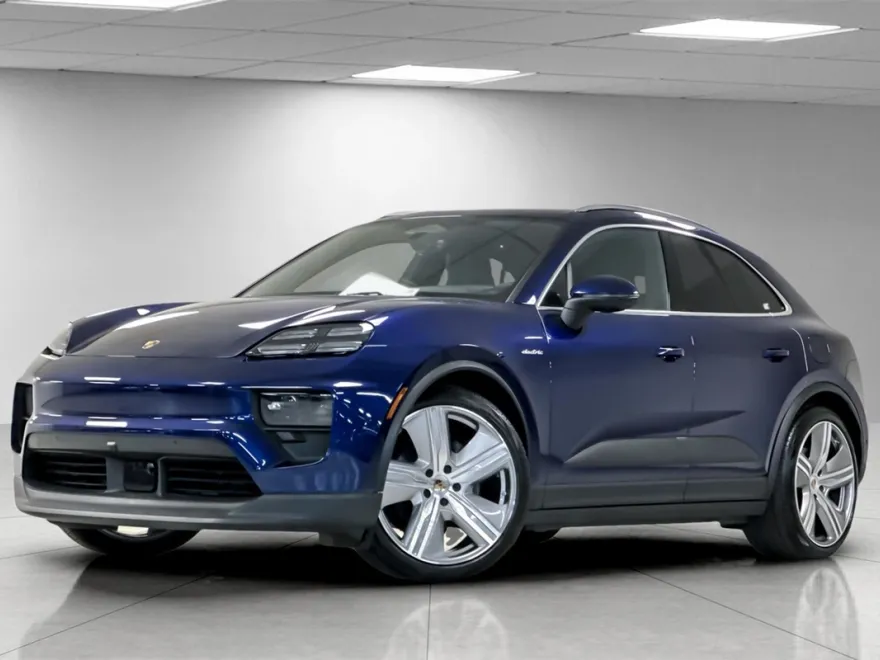 2024 Porsche Macan 4 Electric photo 1