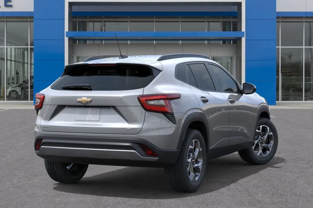 2026 Chevrolet Trax LT photo 1