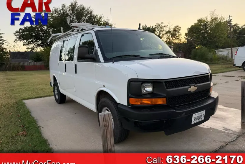 2015 Chevrolet Express 2500 Cargo photo 1