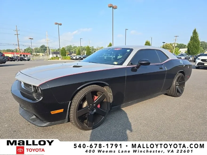 2010 Dodge Challenger SRT8 photo 1