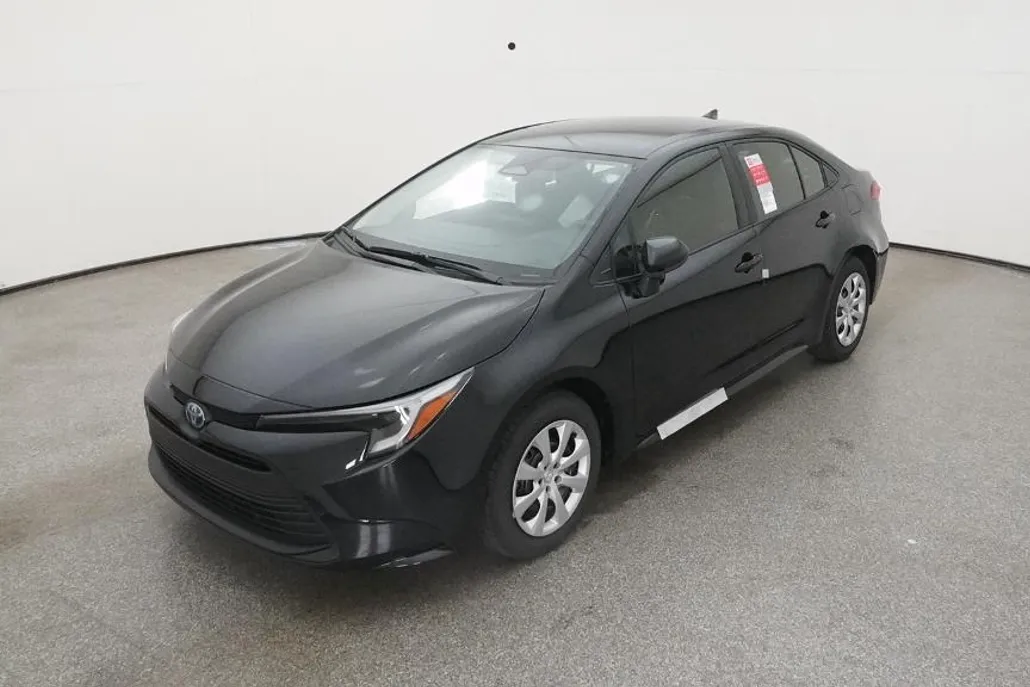 2025 Toyota Corolla Hybrid LE photo 1