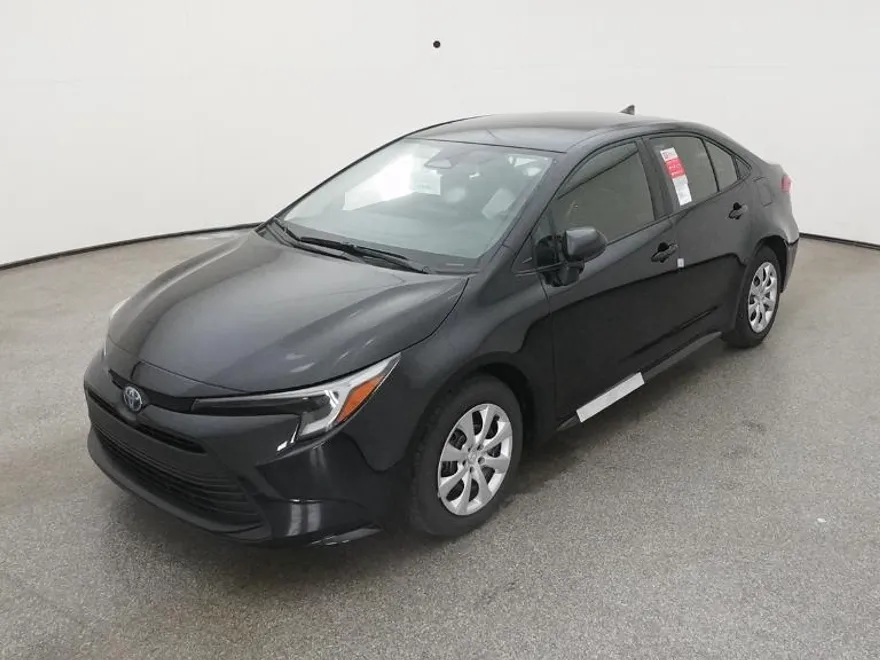 2025 Toyota Corolla Hybrid LE photo 1