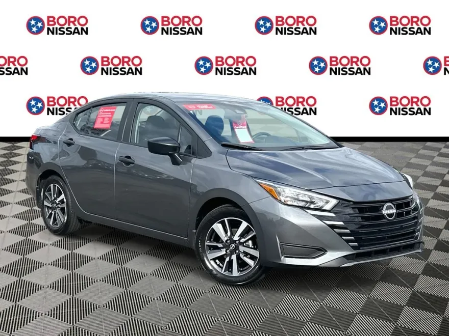 2025 Nissan Versa 1.6 S photo 1