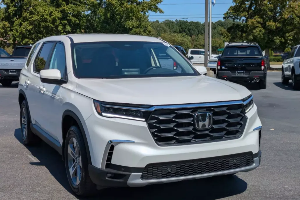 2025 Honda Pilot EX-L photo 1