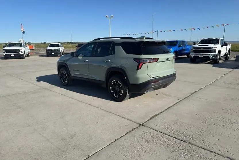 2025 Chevrolet Equinox ACTIV photo 1