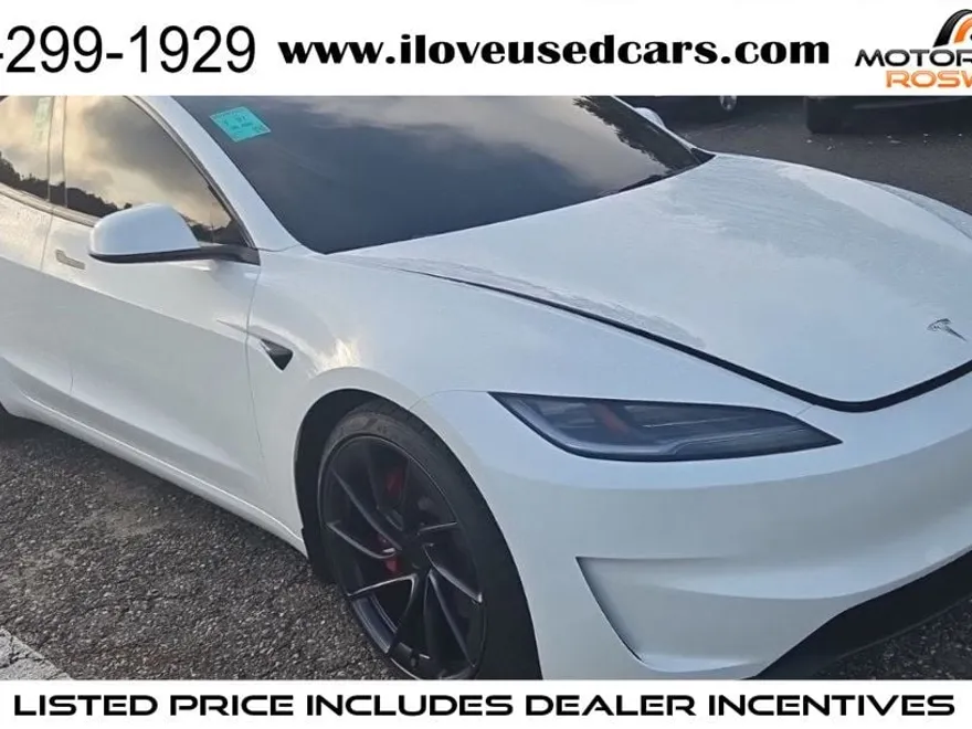 2024 Tesla Model 3 Performance photo 1