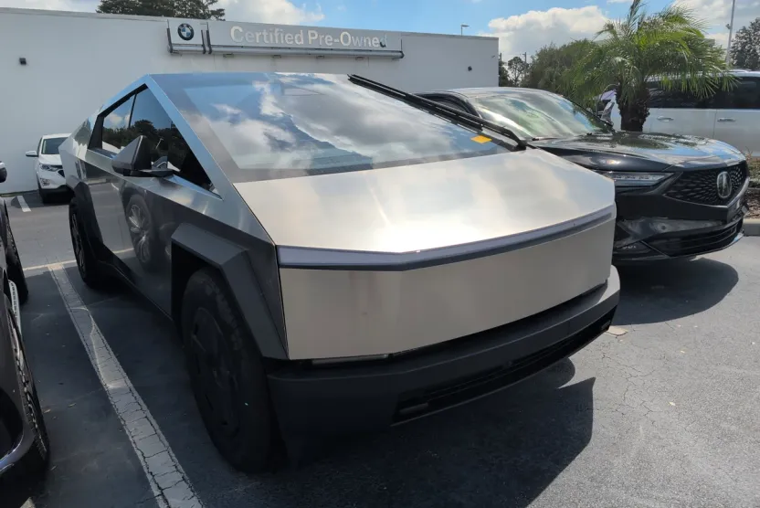 2024 Tesla Cybertruck All-Wheel Drive photo 1