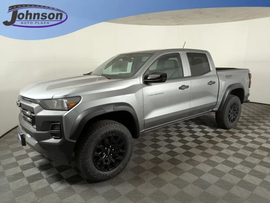 2026 Chevrolet Colorado Trail Boss photo 1