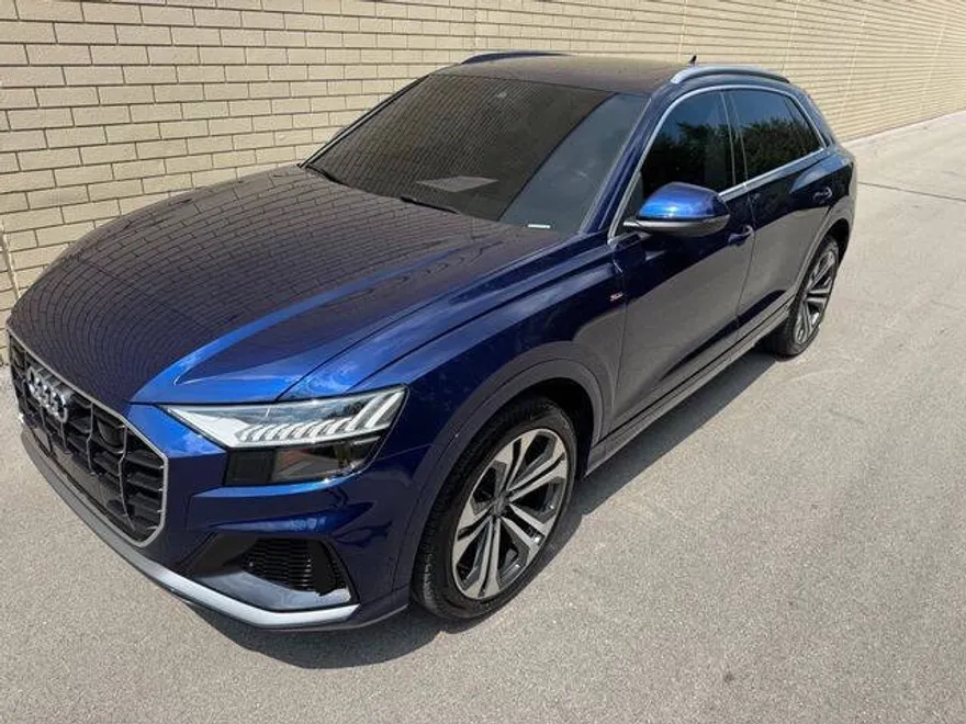 2020 Audi Q8 Prestige 55 photo 1
