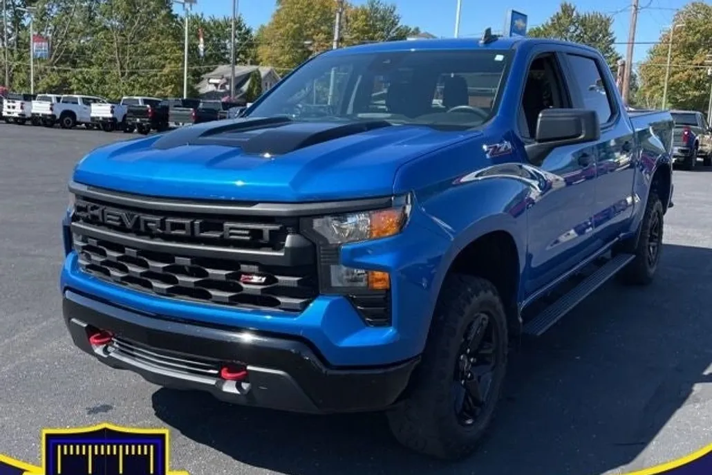 2022 Chevrolet Silverado 1500 Custom Trail Boss photo 1