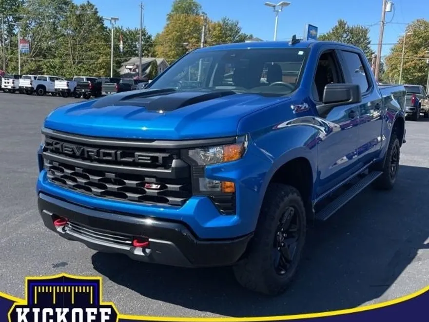2022 Chevrolet Silverado 1500 Custom Trail Boss photo 1