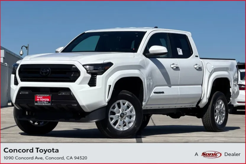 2025 Toyota Tacoma SR5 4x4 Double Cab photo 1