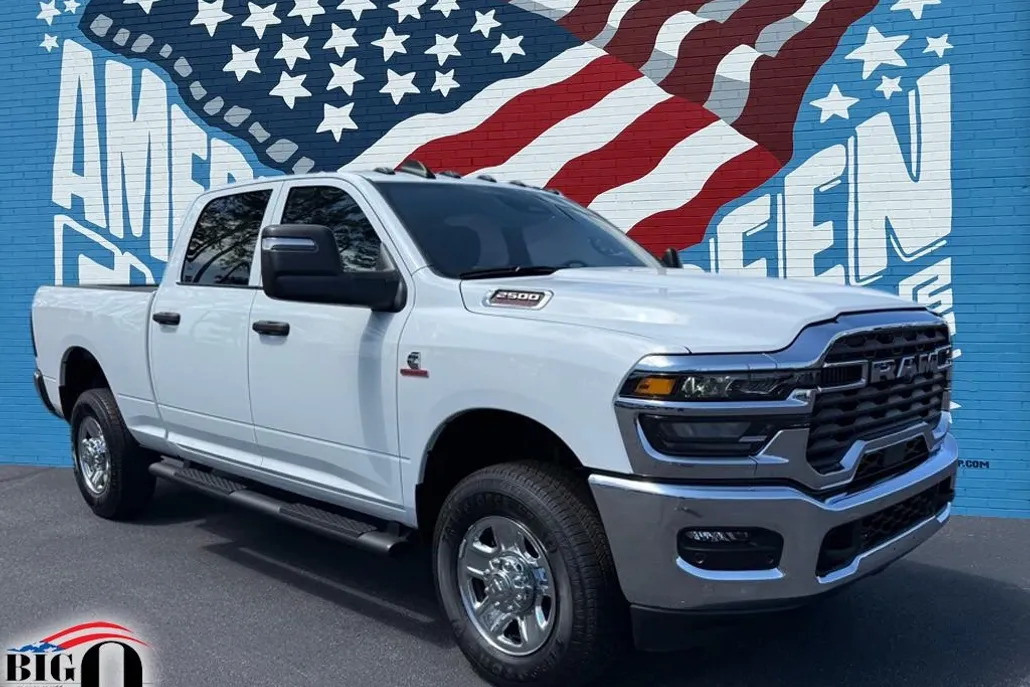 2025 Ram 2500 Tradesman photo 1