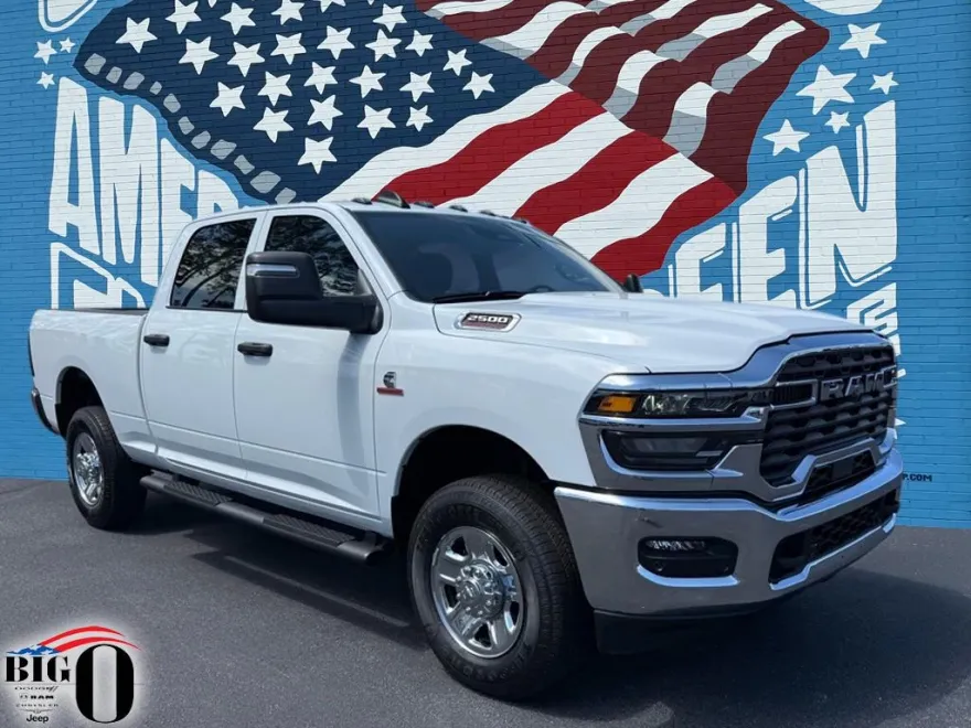 2025 Ram 2500 Tradesman photo 1