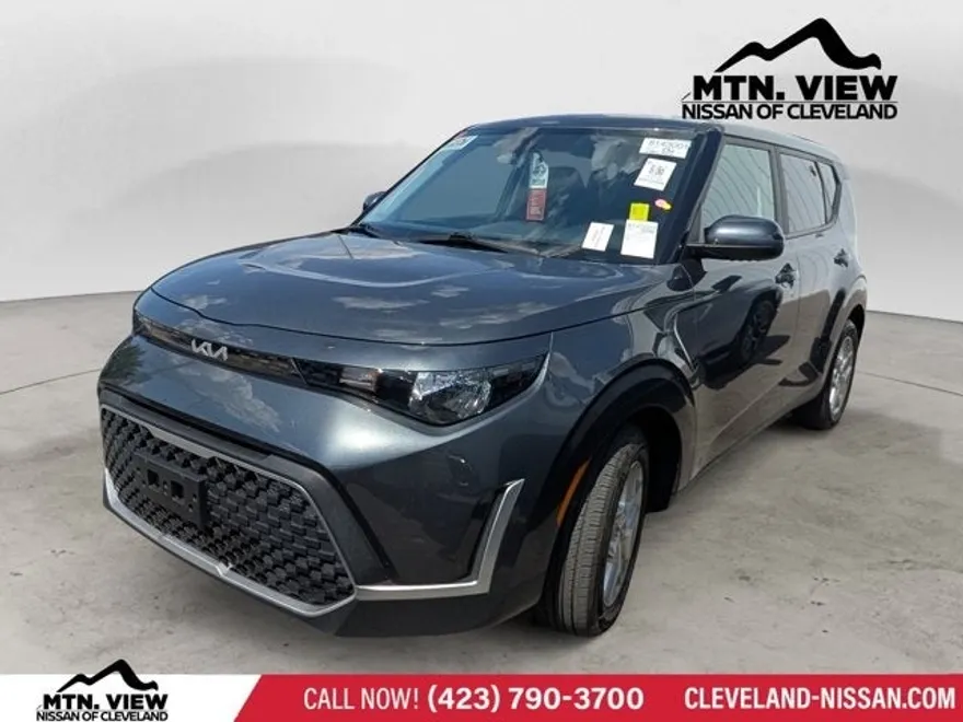 2023 Kia Soul LX photo 1