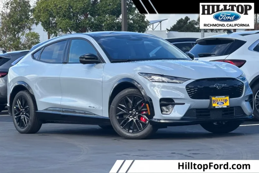 2025 Ford Mustang Mach-E Premium photo 1