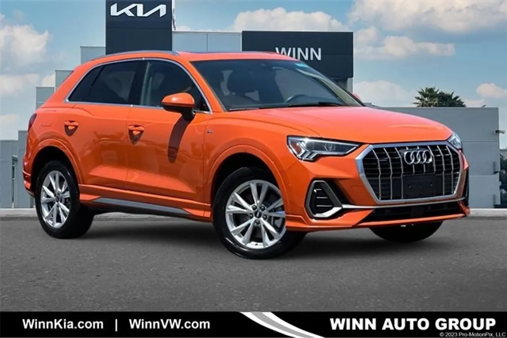2024 Audi Q3 S line Premium photo 1