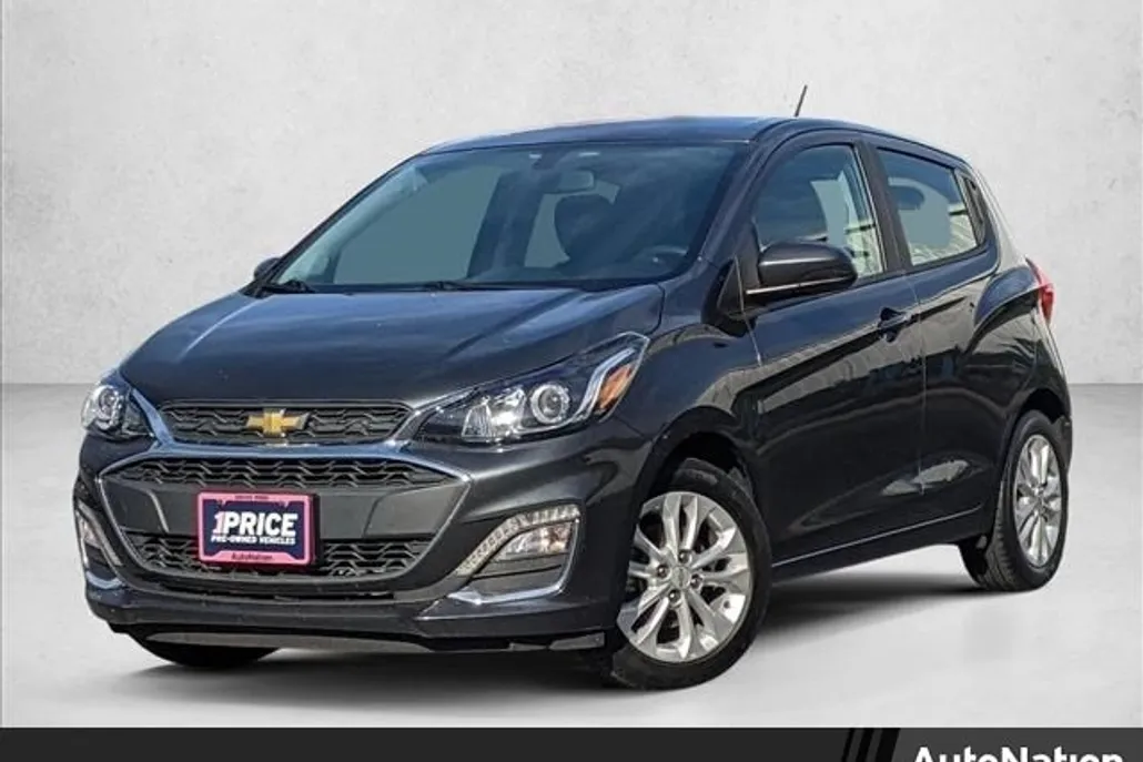 2022 Chevrolet Spark 1LT photo 1