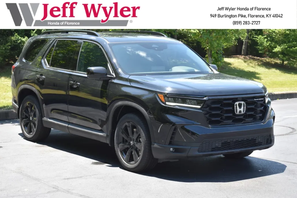 2025 Honda Pilot Black Edition photo 1