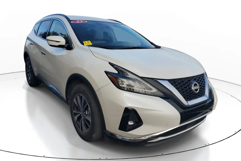 2023 Nissan Murano SV photo 1