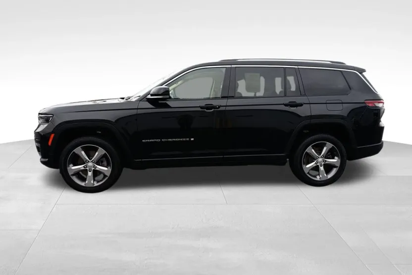 2022 Jeep Grand Cherokee Limited photo 1