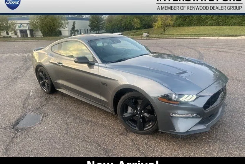 2022 Ford Mustang GT photo 1