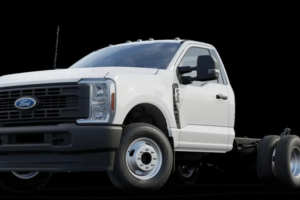 2025 Ford F-350 XL photo 1