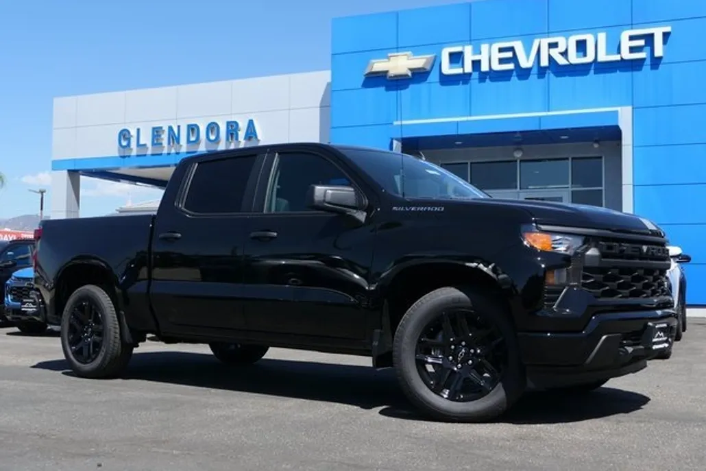 2026 Chevrolet Silverado 1500 Custom photo 1
