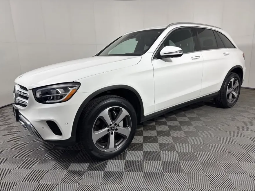 2022 Mercedes Benz GLC 300 4MATIC photo 1