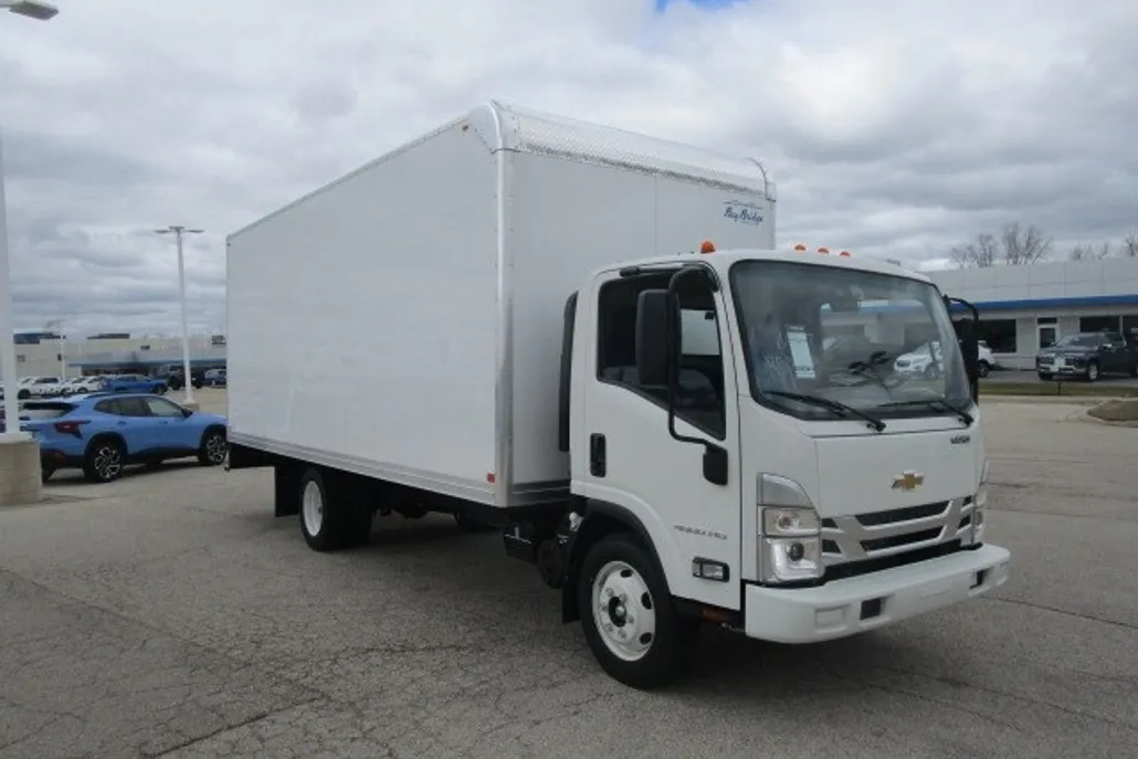 2024 Chevrolet Silverado 4500HD Base photo 1