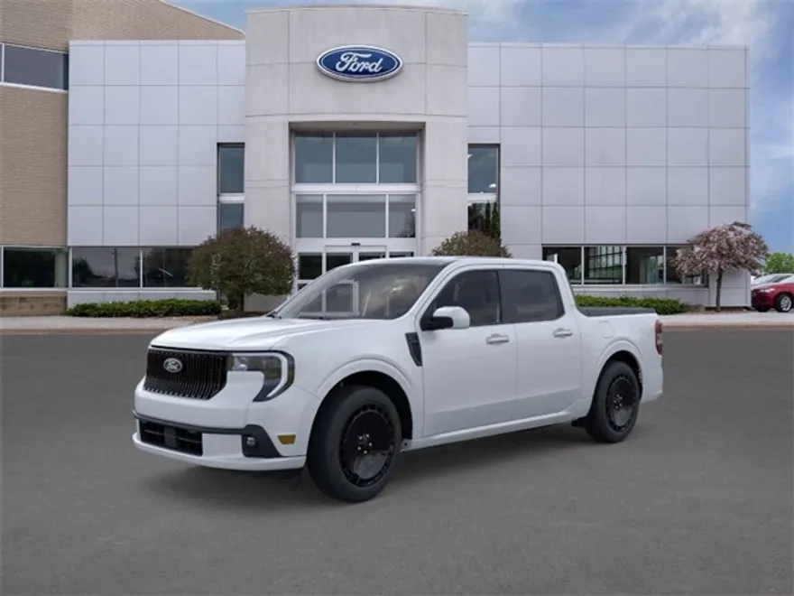 2025 Ford Maverick XLT photo 1