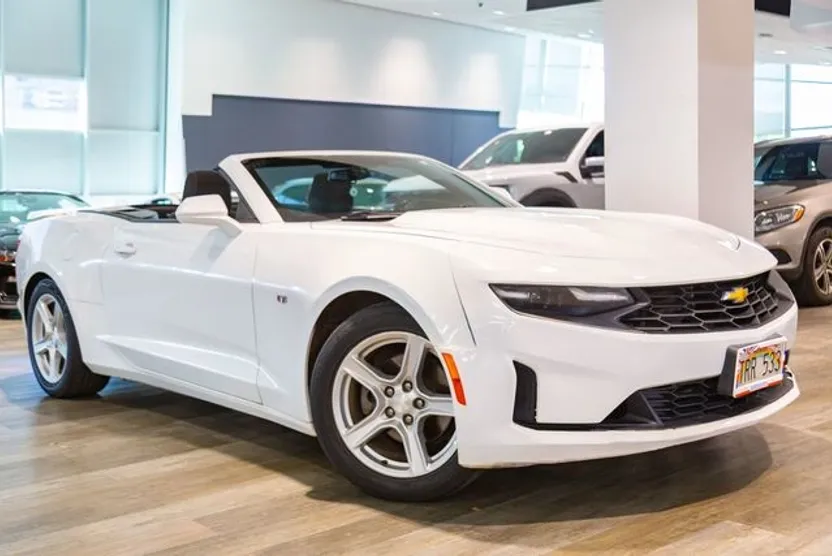 2019 Chevrolet Camaro 1LS 1LT photo 1