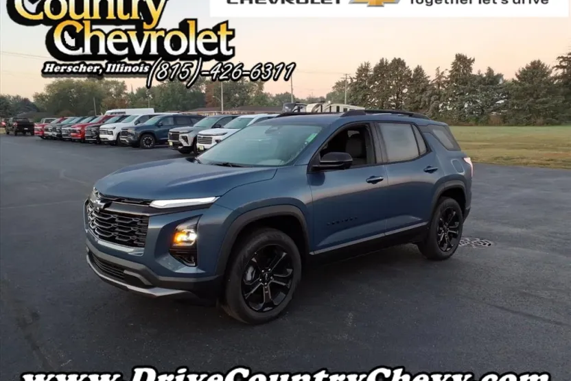 2026 Chevrolet Equinox LT photo 1