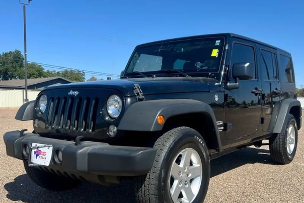 2016 Jeep Wrangler Unlimited Sport S photo 1