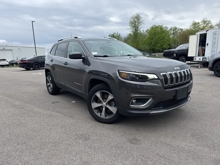 2019 Jeep Cherokee Limited photo 1