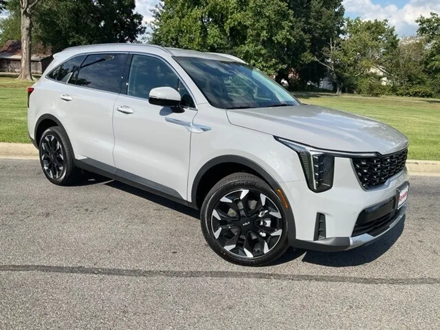2026 Kia Sorento EX photo 1