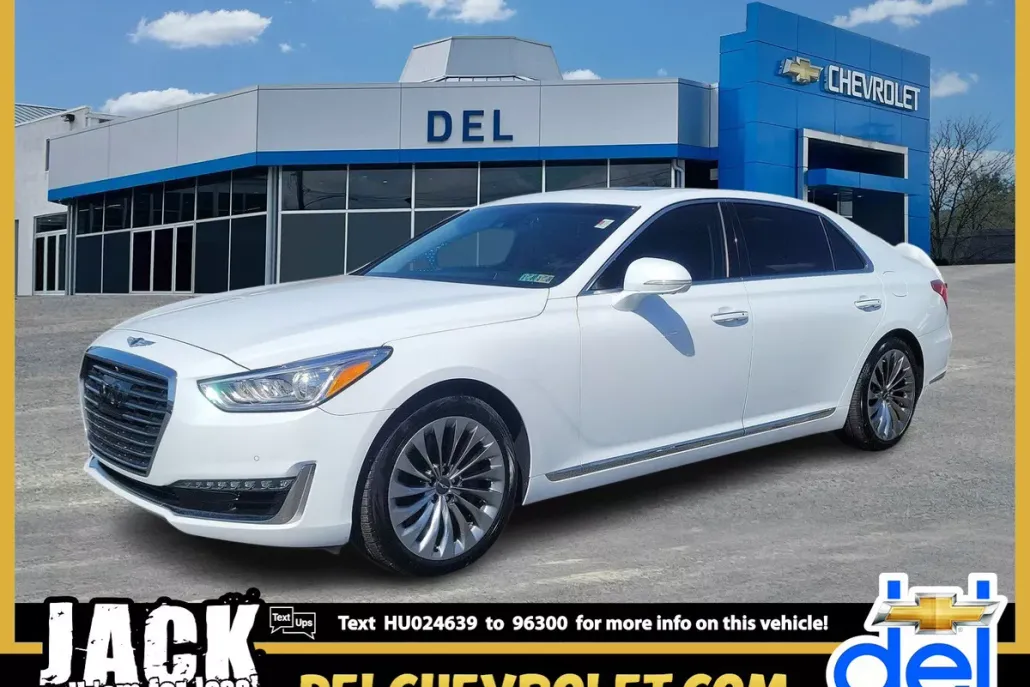2017 Genesis G90 5.0 Ultimate photo 1