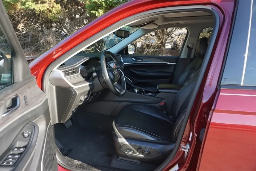 2021 Jeep Grand Cherokee Limited photo 1