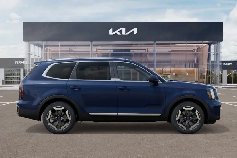 2025 Kia Telluride EX photo 1
