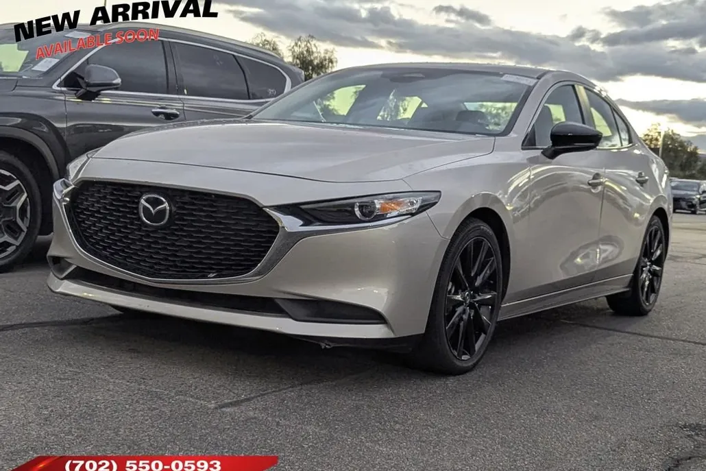2024 Mazda Mazda3 2.5 Select Sport photo 1