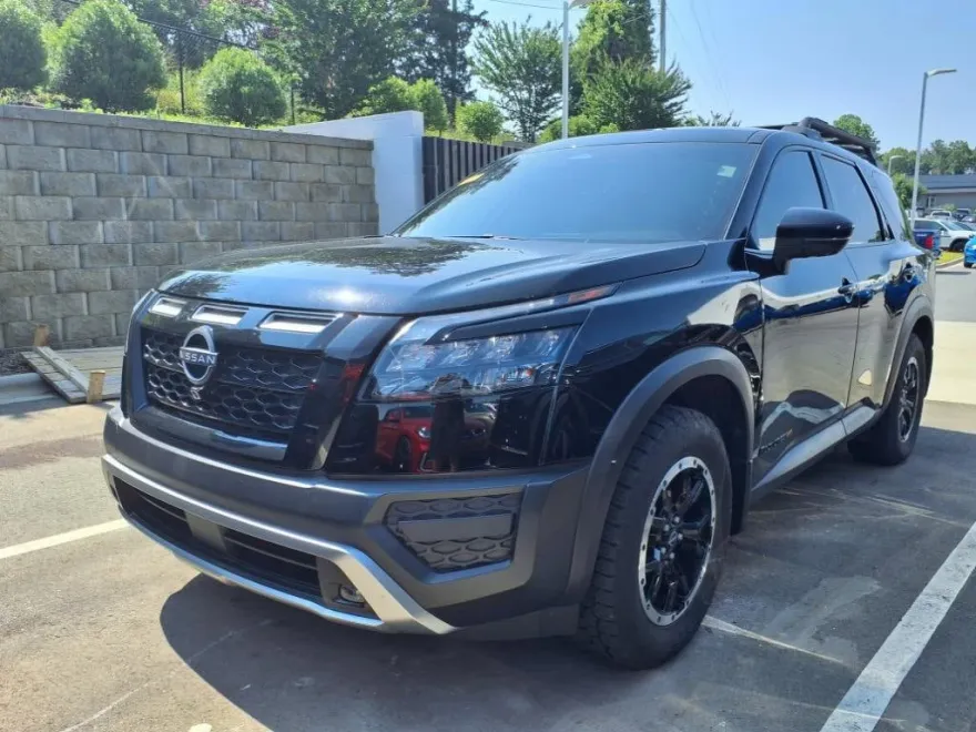 2024 Nissan Pathfinder Rock Creek photo 1