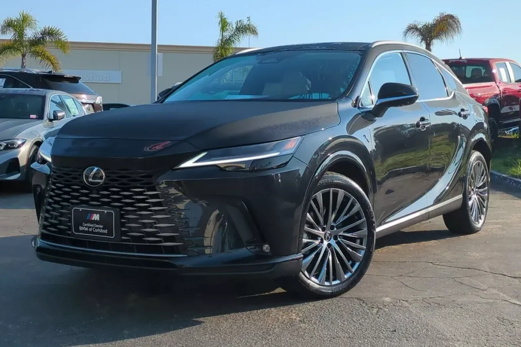 2024 Lexus RX 450h+ Luxury photo 1