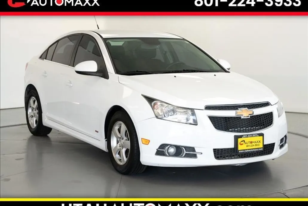 2014 Chevrolet Cruze photo 1