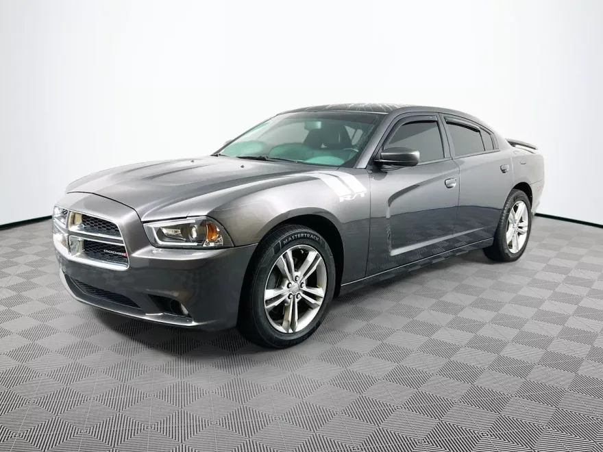 2014 Dodge Charger R/T Plus photo 1