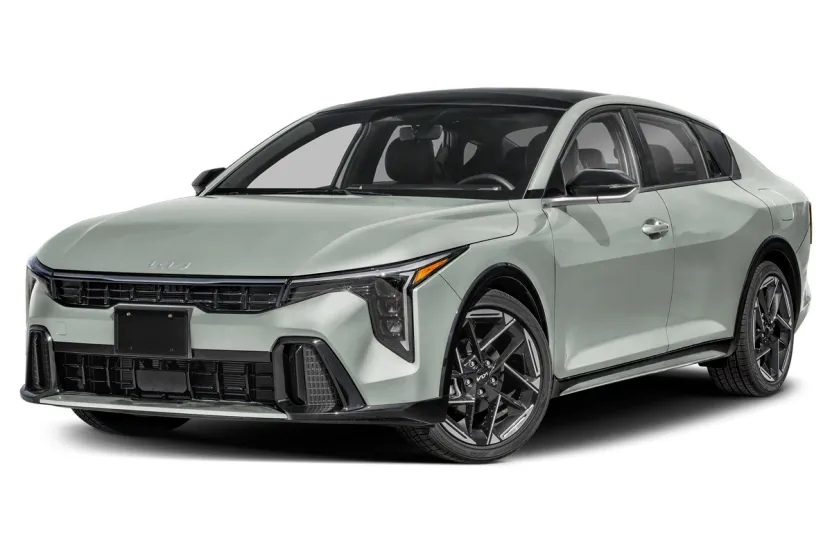 2025 Kia K4 GT-Line photo 1